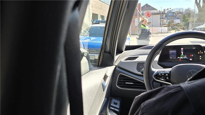 Ob Autofahrer angeschnallt sind, hat die Stader Polizei überprüft.