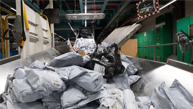 Ob günstige Produkte durch die neuen Vorgaben der EU teurer werden, dürfte abzuwarten bleiben.