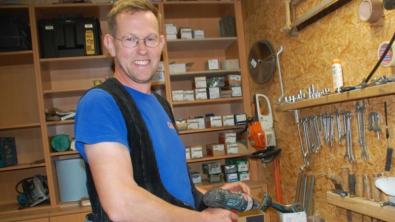 Vereins-Aus abgewendet: Oliver Dammann führt Apensens Schützen an Ob im Schützenverein oder in der eigenen Werkstatt: Oliver Dammann packt Herausforderungen an.