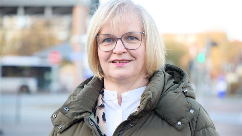 Oberbürgermeisterin Katrin Schmieder setzt sich für mehr Sicherheit im öffentlichen Raum der Stadt Norderstedt ein.