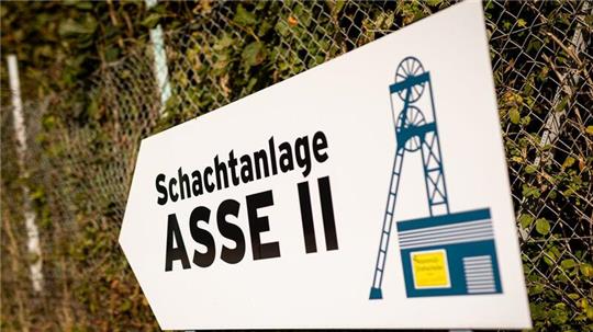 Oberhalb der Schachtanlage Asse soll Atommüll nur kurzzeitig für Untersuchungen gelagert werden. (Archivbild)