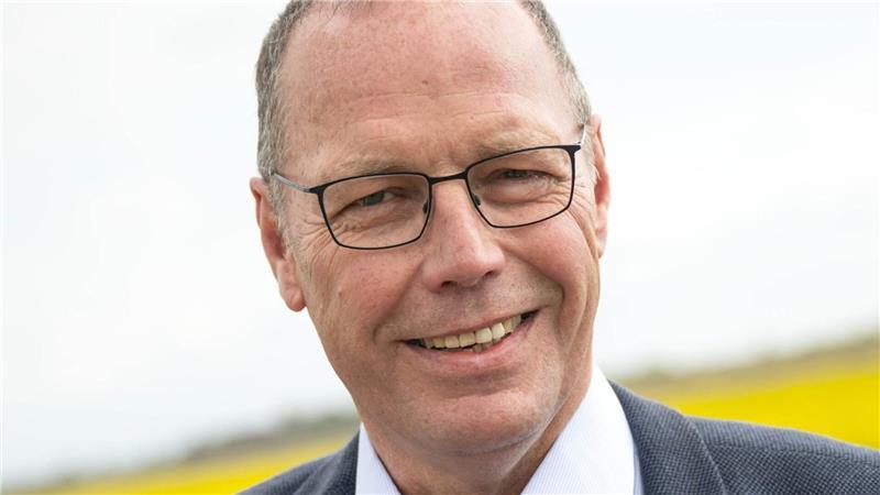 Obersielrichter Reinhard Behrends mahnt, es müsse neben der Instandsetzung von Schöpfwerken mehr Geld geben, um das Entwässerungssystem grundsätzlich für die Klimawandelfolgen anzupassen. 