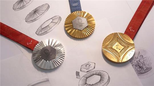 Objekte der Begierde: Medaillen der Spiele in Paris 2024.
