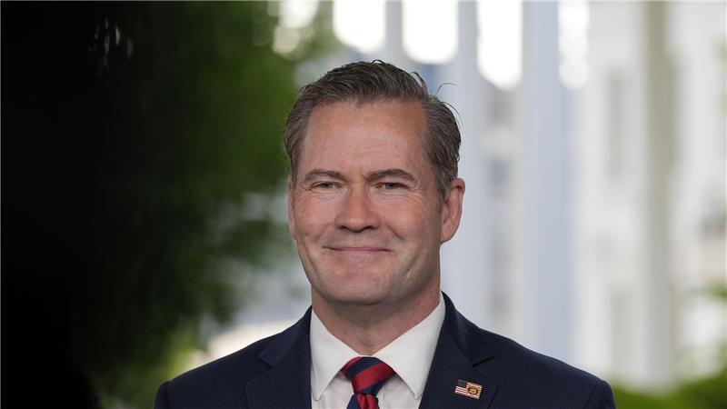 Waltz geht, Rubio übernimmt: Trump sortiert Machtzirkel neu Offenbar wurde Waltz die Affäre über einen Gruppenchat in der Signal-App zum Verhängnis.