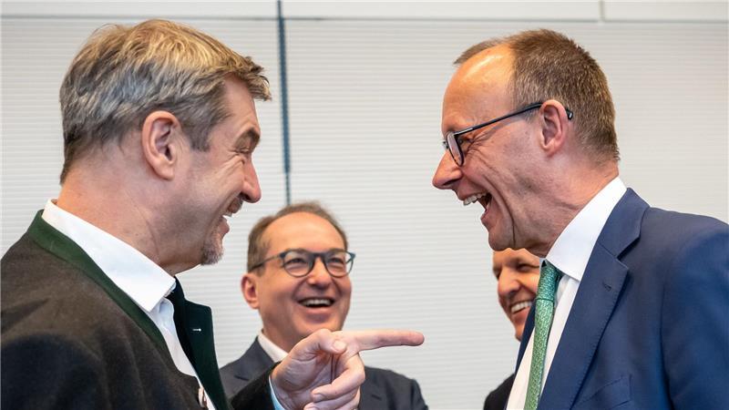 Ohne Zustimmung aus Bayern wird es knapp für das Finanzpaket im Bundestag. (Archivbild)