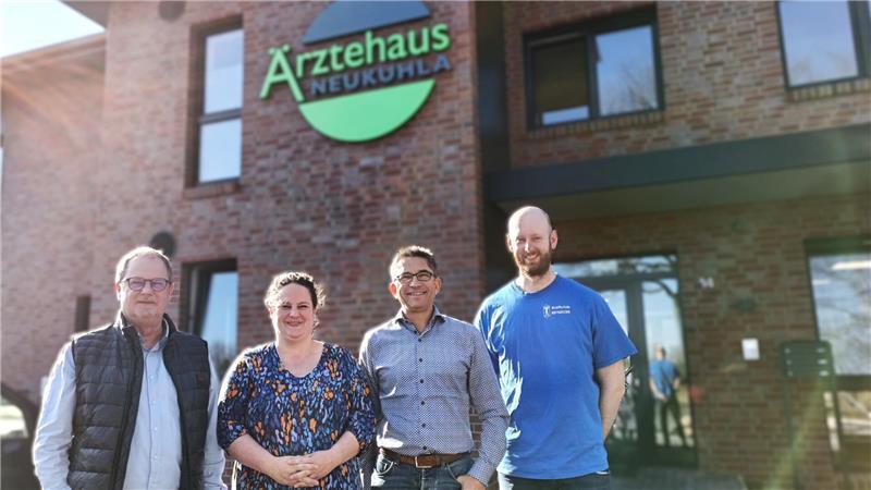 Olaf Bardenhagen (von links), Dr. Cinthia Blendermann, Meik Mittelstädt und Tjark Reinecke.