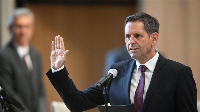 Olaf Lies wurde am 20. Mai 2025 als neuer Ministerpräsident und Nachfolger von Stephan Weil vereidigt. (Archivbild)