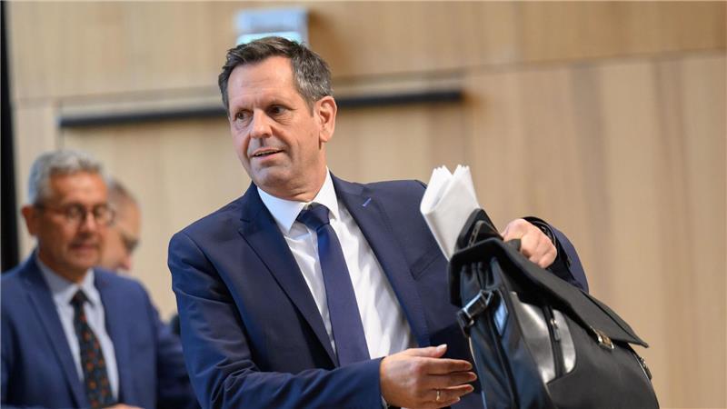 Olaf Lies zieht es 2026 gleich drei Mal für längere Reisen ins Ausland. (Archivbild)