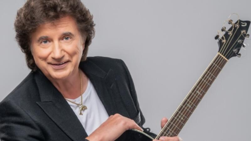 Zwei musikalische Highlights in der Kutenholzer Festhalle Olaf der Flipper ist in der Schlagerbranche ein Garant für gute Laune.