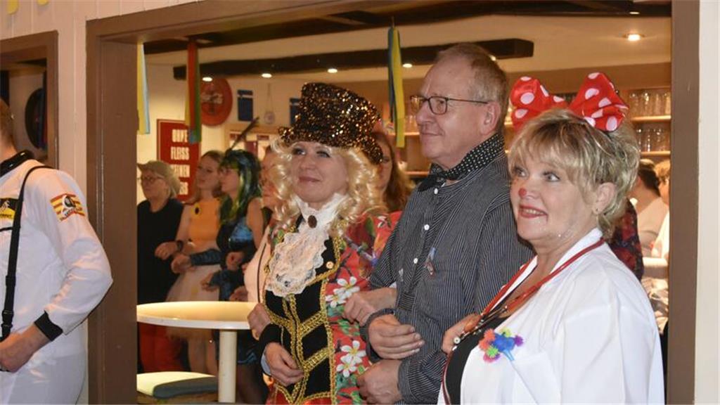 Oldendorf bewies, warum es im Kreis eine Fasching-Hochburg ist.
