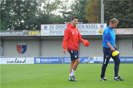 Oliver Ioannou (links) hat unter anderem A-Lizenz-Trainer Lars Jagemann an seiner Seite. Foto: Berlin