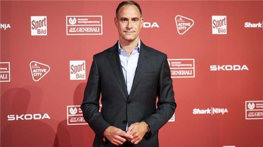 Oliver Mintzlaff äußert sich noch mal zum Klopp-Engagement und stellt einige Dinge klar.