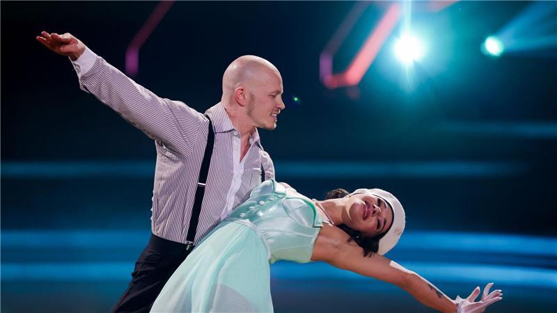 „Let’s Dance“: Stuntfrau Marie Mouroum überraschend raus Olympiasieger Fabian Hambüchen untermauerte weiter seine Favoritenrolle.