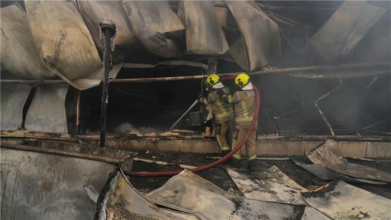 Opfer waren zunächst nicht bekannt, wie die iranische Nachrichtenagentur Isna unter Berufung auf den Kommandeur für die Rettungsdienste in der Provinz Teheran berichtete.
