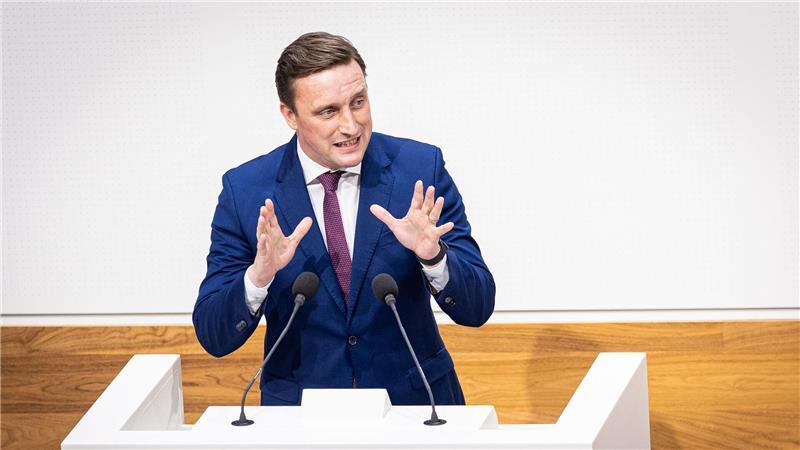 Ein Jahr Lies: Warmlaufen für den Wahlkampf Oppositionsführer Sebastian Lechner von der CDU übte scharfe Kritik an Rot-Grün. (Archivbild)
