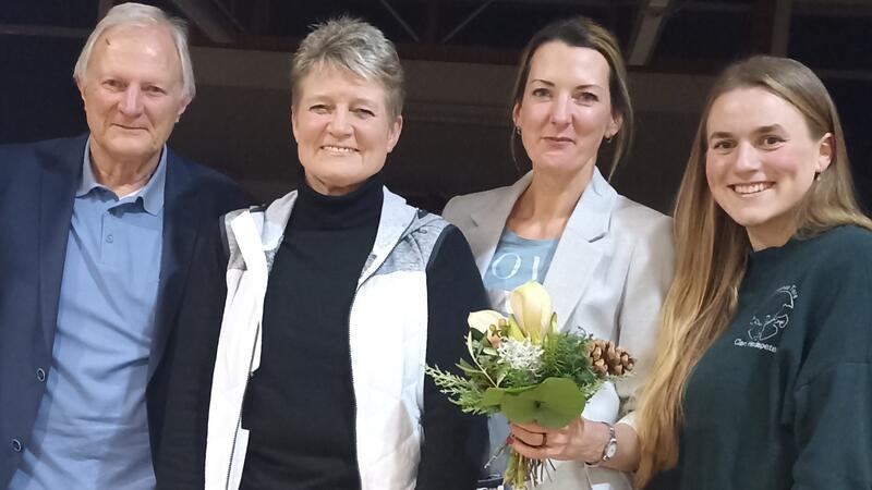 Optimistisch: Moderator Ulrich Koch, Hanne Brenner, Co-Moderatorin Christina Wiebusch und Clare Heidepeter vom Zentrum für tiergestützte Therapie und Pädagogik.