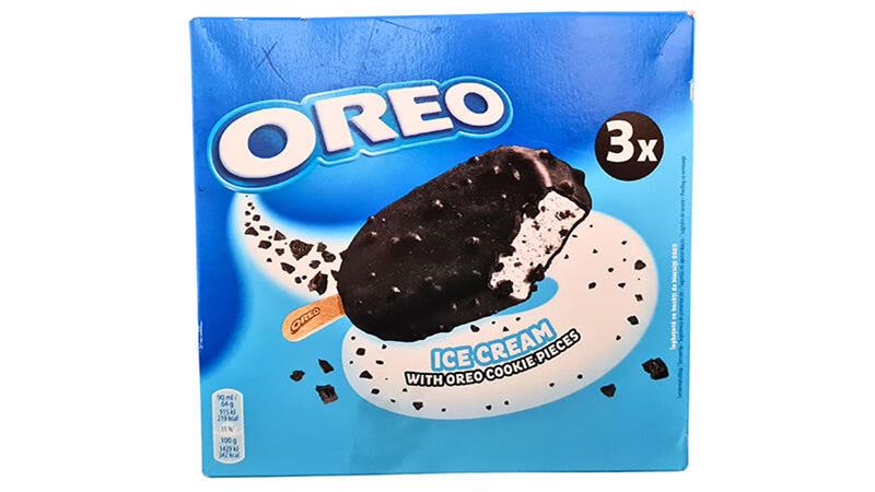 Vorsicht, Täuschung: Mit diesen Preis-Tricks blenden Hersteller Verbraucher Oreo Stieleis von Froneri: Froneri reduziert nicht nur die Anzahl der Oreo Stieleise in der Packung, sondern schrumpft zusätzlich jedes einzelne Eis.
