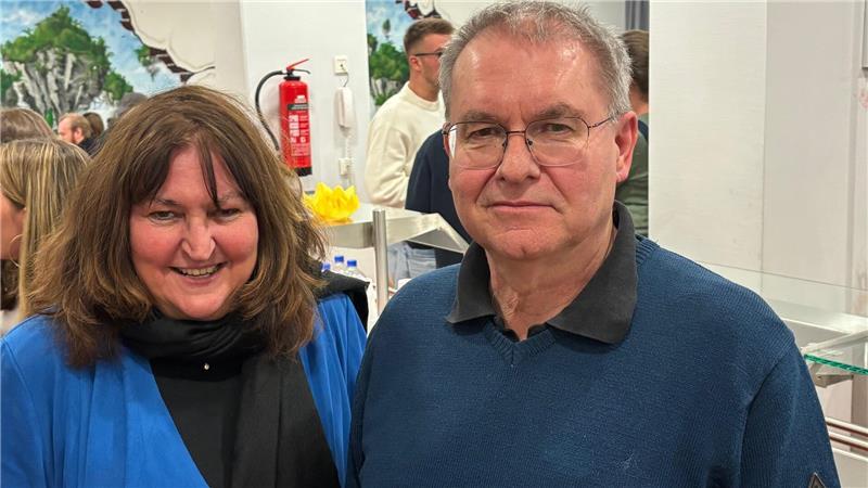 Organisatoren des Ehemaligentreffens: die Schulvereinsvorstände Barbara Zimmermann und Michael Schäperkötter.