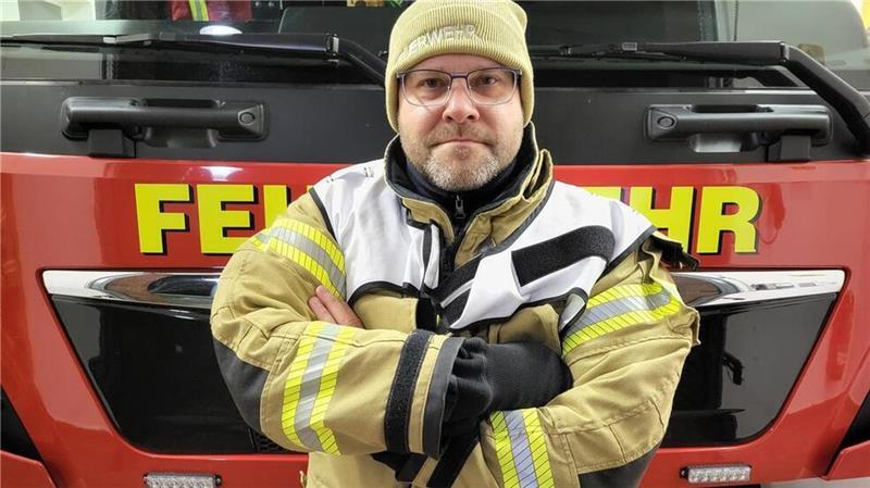 Nach Einbruch in Feuerwache: Brandschützer sind entsetzt Ortsbrandmeister Alexander Bucholtz versteht die Welt nicht mehr. Er fragt sich, wie Menschen so dreist sein können, in eine Feuerwache einzubrechen und dort lebensrettende Gerätschaften zu stehlen.