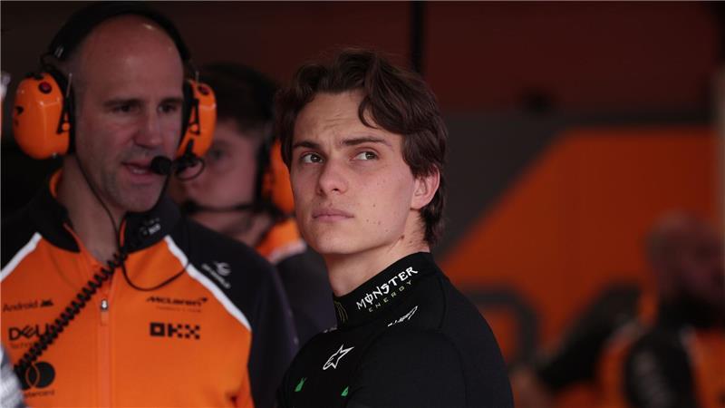 Sprint-Unfall von Piastri – Norris baut WM-Führung aus Oscar Piastri verlor nach einem frühen Unfall weiter an Boden im Titelrennen.