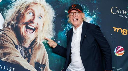 Otto Waalkes kommt zum Fotocall des Kinofilms "Catweazle" im Kino Zoo Palast.