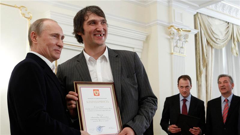 Owetschkins Ratgeber: Gretzky drückt Daumen für NHL-Rekord Owetschkins Sympathie für Wladimir Putin ist der größte öffentliche Kritikpunkt an ihm