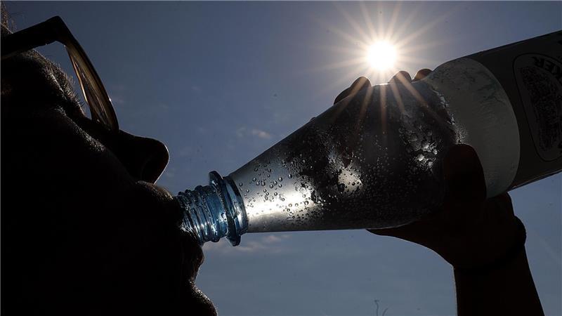 PET-Mehrweg, Glas oder Einwegflasche - Expertin spricht über die Unterschiede.