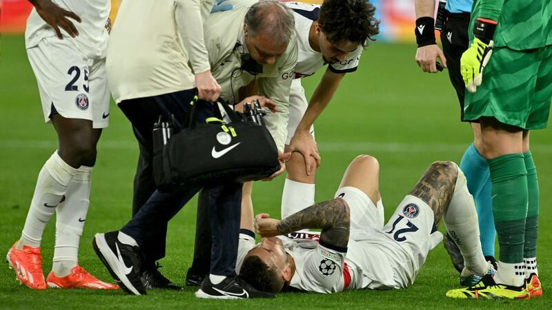 PSG-Verteidiger Lucas Hernandez musste noch vor der Pause verletzt ausgewechselt werden.
