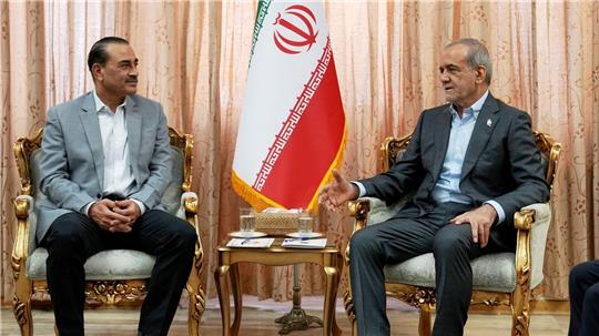 Pakistans Armeechef Asim Munir traf sich in Teheran mit dem iranischen Präsidenten Massud Peseschkian.