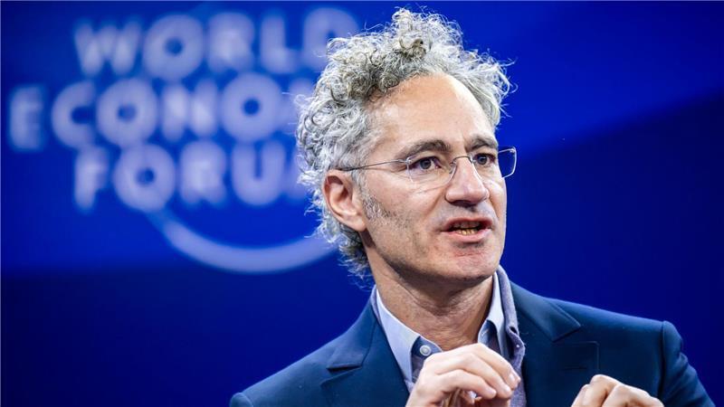 Palantir-Chef Karp glaubt, dass KI Folgen für das Thema Einwanderung haben wird. 