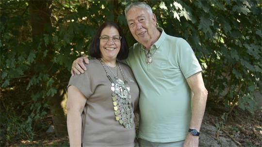 Papageienkönigin Heike Richter und Vogelkönig Bernd Bockelmann sind beide lange Jahre im Schützenverein Altkloster.