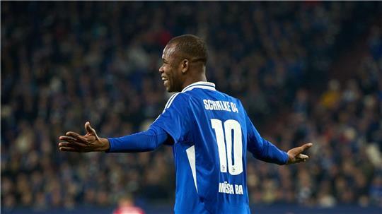 Pape Meïssa Ba bleibt zunächst auf Schalke. 