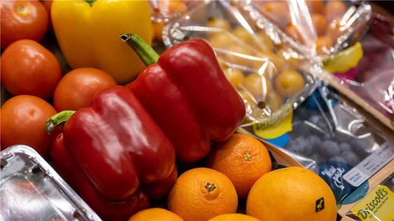 Preise für Paprika, Beeren und Gurken schießen in die Höhe Paprika und Beerenfrüchte weisen die größten Preissteigerungen auf.