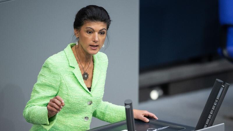 Wagenknecht kritisiert Bund-Länder-Treffen als „Doppelnull“ Parteigründerin Sahra Wagenknecht hat die Ergebnisse der Ministerpräsidentenkonferenz kritisiert.