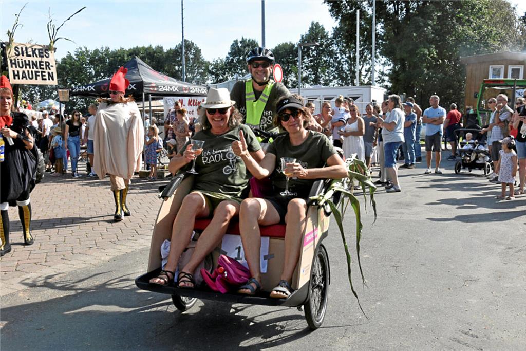 Party beim Ernteumzug