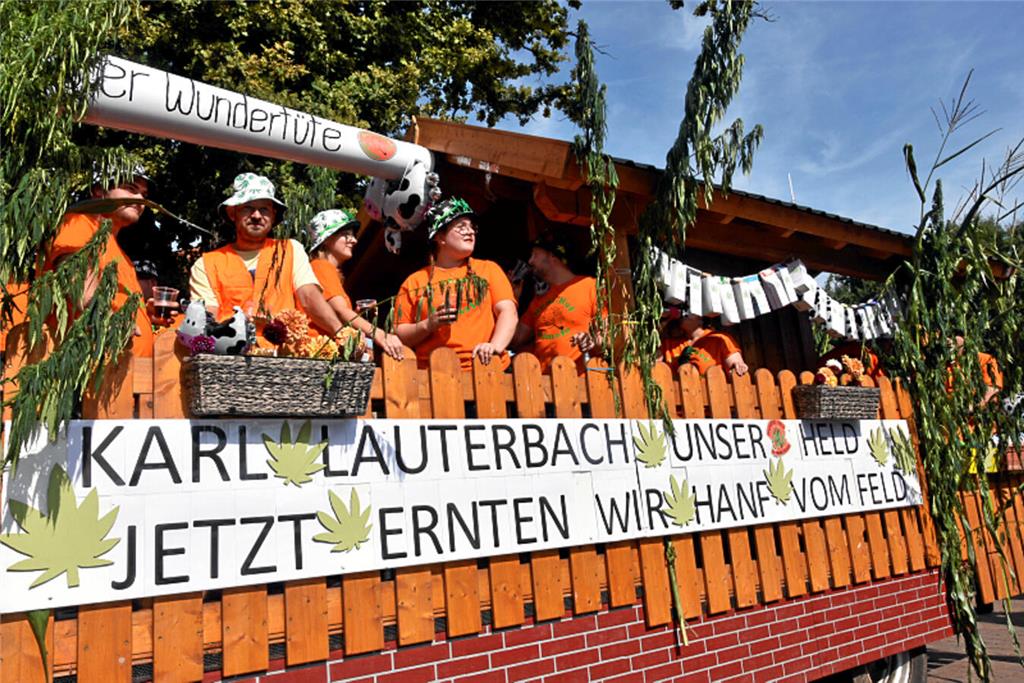 Party beim Ernteumzug