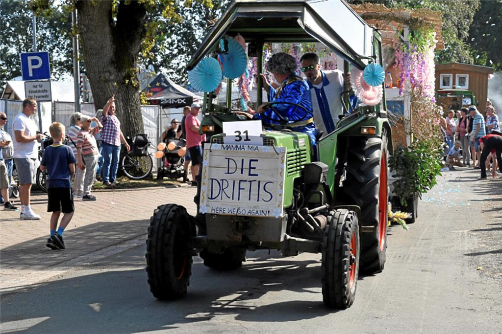 Party beim Ernteumzug