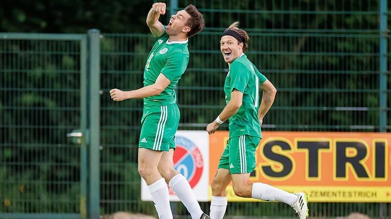 Harsefeld nutzt die Schwachstelle und A/O hat noch Luft nach oben Pascal Schawaller (links) erzielte beide Treffer für den TuS Harsefeld. Mika Kraßmann bereitete den 2:1-Siegtreffer vor.