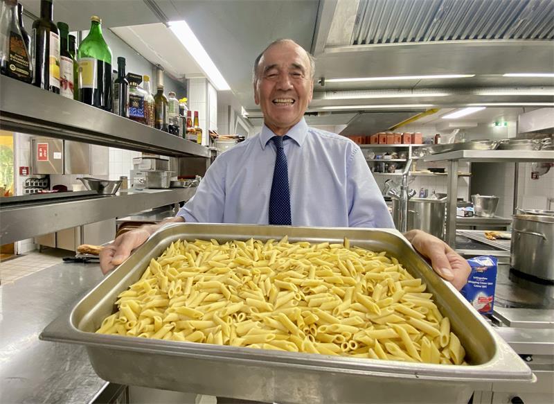 Pasta, Pasta, Pasta: 15 Kilogramm Nudeln wurden für die drei Teams zubereitet.