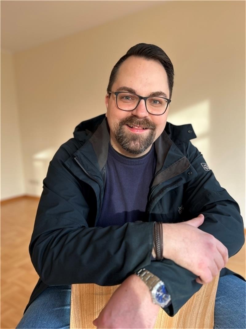 Himmelpfortens neuer Pastor steht auf Heavy Metal Pastor Hendrik Topp.