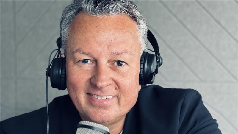 Vom Arzt falsch behandelt? Was Sie jetzt unbedingt beachten müssen Patientenanwalt Peter Gellner greift im Podcast „Tatort Krankenhaus“ echte Behandlungsfehler auf.