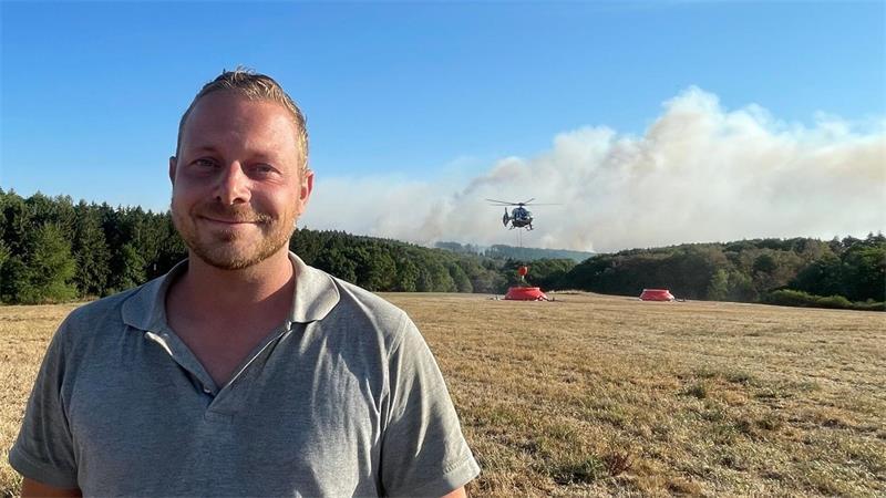 „Irgendwie die Heimat retten“ - Kampf gegen die Feuerwalze Patrick Koch stand in der Nacht direkt vor der Flammenwand.