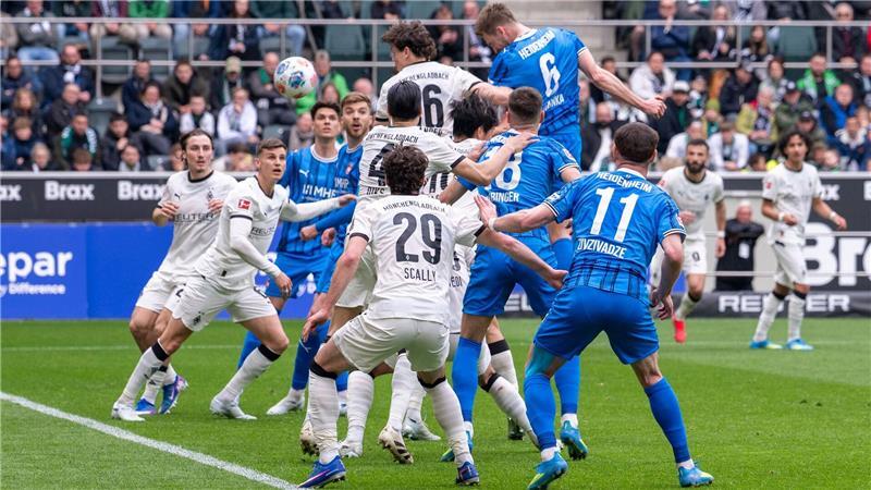 Heidenheim zeigt Moral und setzt Gladbach unter Druck Patrick Mainka erzielte per Kopf den Ausgleich für Heidenheim.