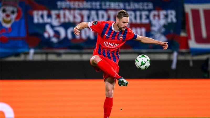 Patrick Mainka und der 1. FC Heidenheim werden vom DFB mit der Fair-Play-Medaille ausgezeichnet.