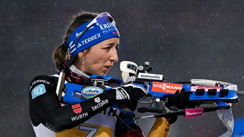 Nach Staffel-Patzer: Biathletin Preuß hofft auf guten Sprint Patzte am Schießstand: Franziska Preuß.