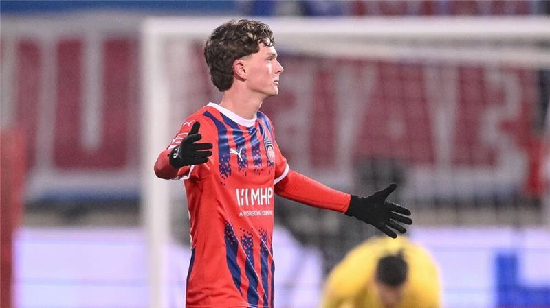 St. Pauli distanziert Heidenheim – Notfall auf der Tribüne Paul Wanner wurde eingewechselt.