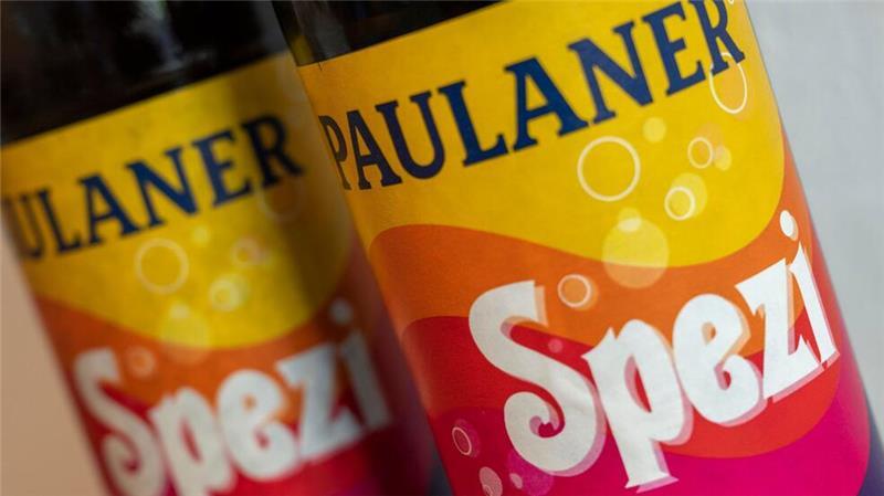 „Spezi“-Streit: Hat Berentzen von Paulaner kopiert? Paulaner will seine Spezi-Marke schützen und verklagt darum Berentzen.