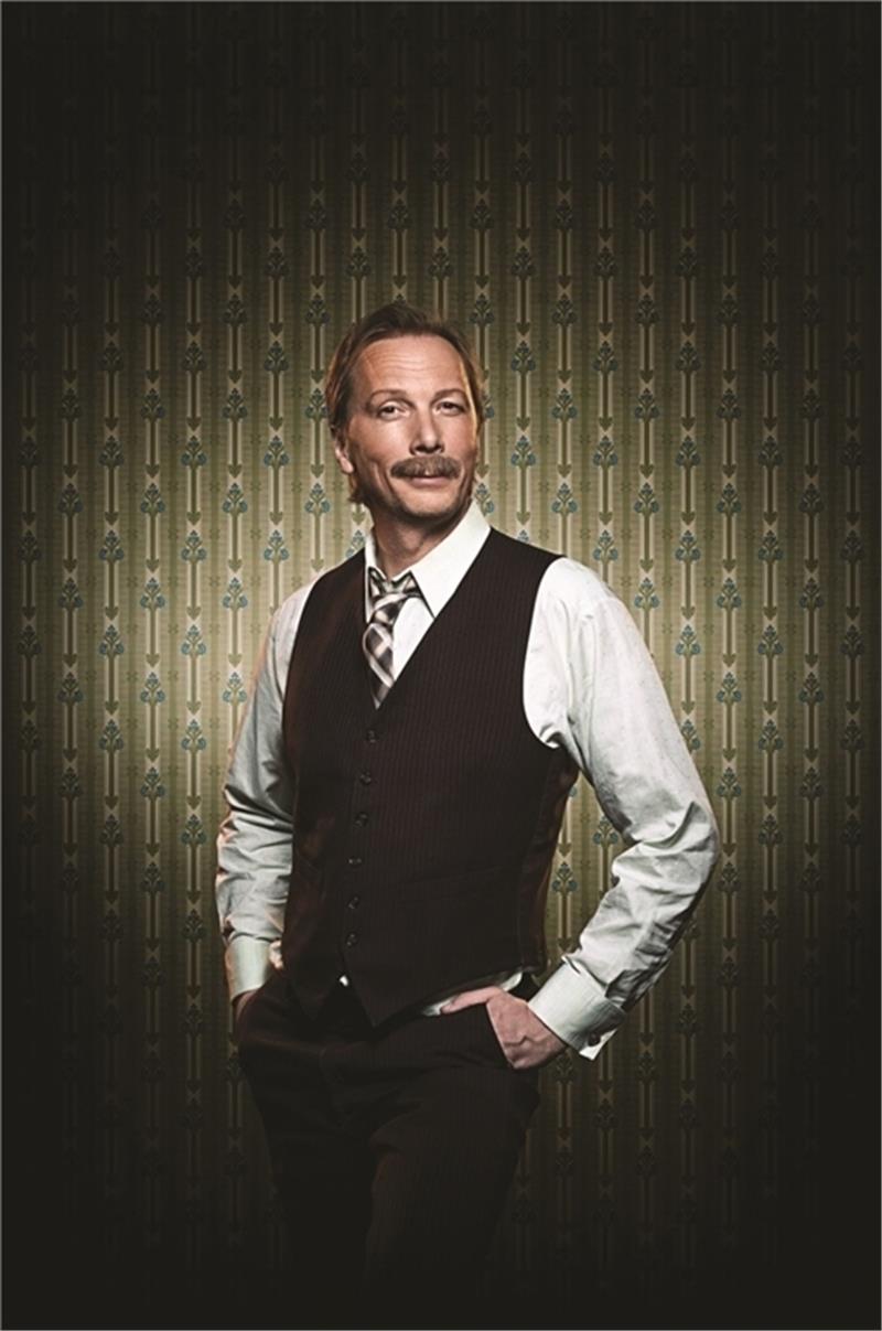 Comedians erobern Stadeum Pawel Popolski.