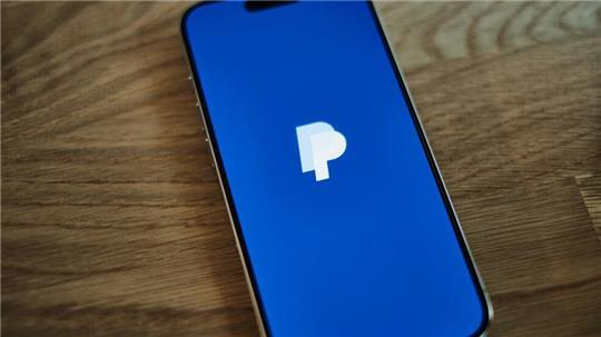 Paypal wird immer wieder von Kriminellen genutzt, um andere zu betrügen.
