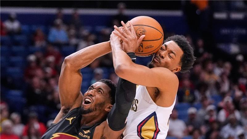 Pelicans gegen Cavaliers in New Orleans: Mitchell und Murphy III ringen um Position unter dem Korb